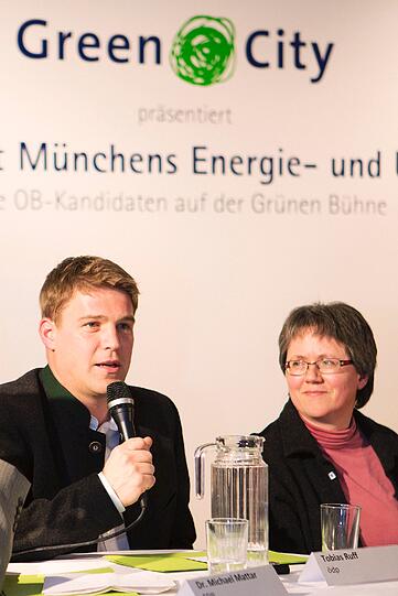 Zu Gast waren die OB-Kandidaten Sabine Nallinger, (Grüne), Joseph Schmid (CSU), Michael Mattar (FDP), Brigitte Wolf (DIE LINKE) und Tobias Ruff (ÖDP).