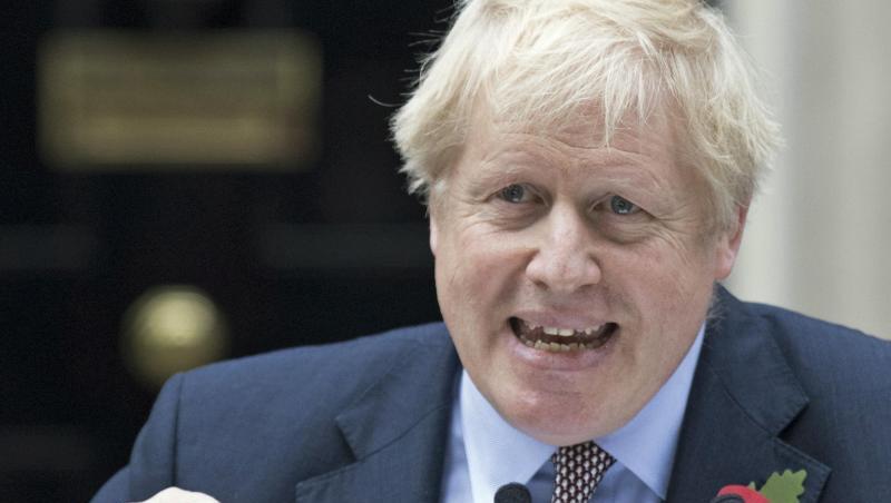 Premierminister Boris Johnson fährt scharfe Attacken gegen die Oppositionspartei Labour seines Herausforderers Jeremy Corbyn. Premierminister Boris Johnson fährt scharfe Attacken gegen die Oppositionspartei Labour seines Herausforderers Jeremy Corbyn.