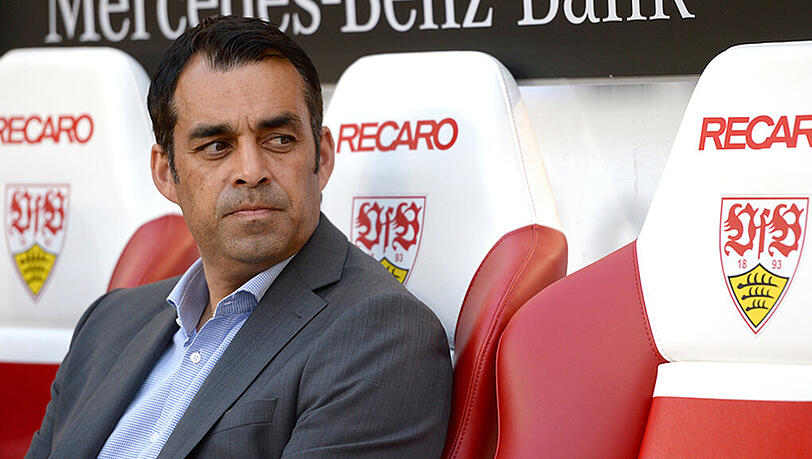 Wird Robin Dutt auch nächste Saison in der zweiten Liga beim VfB die Fäden ziehen? Wird Robin Dutt auch nächste Saison in der zweiten Liga beim VfB die Fäden ziehen?