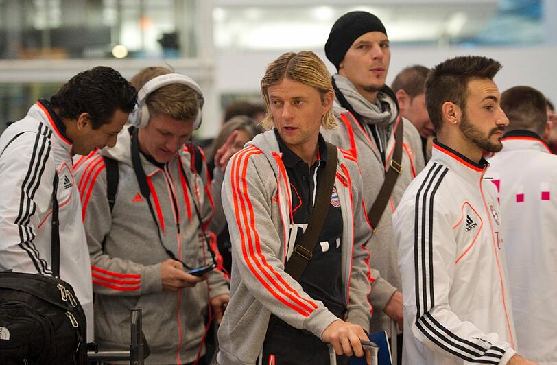 Der FC Bayern vor dem Abflug ins Trainingslager nach Doha.