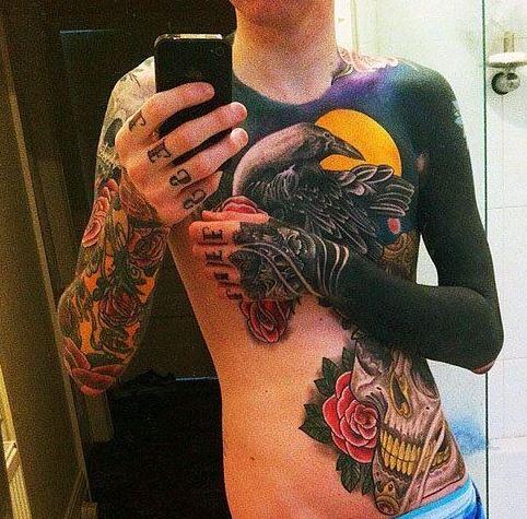Über Geschmack lässt sich bekanntlich streiten... Die witzigsten Horror-Tattoos in der Bilderstrecke.