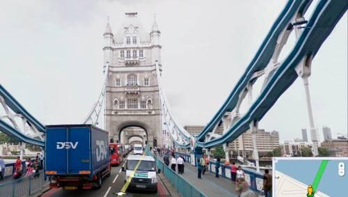 Mit "Street View" lässt sich virtuell auch über die Tower Bridge on London spazieren Mit "Street View" lässt sich virtuell auch über die Tower Bridge on London spazieren