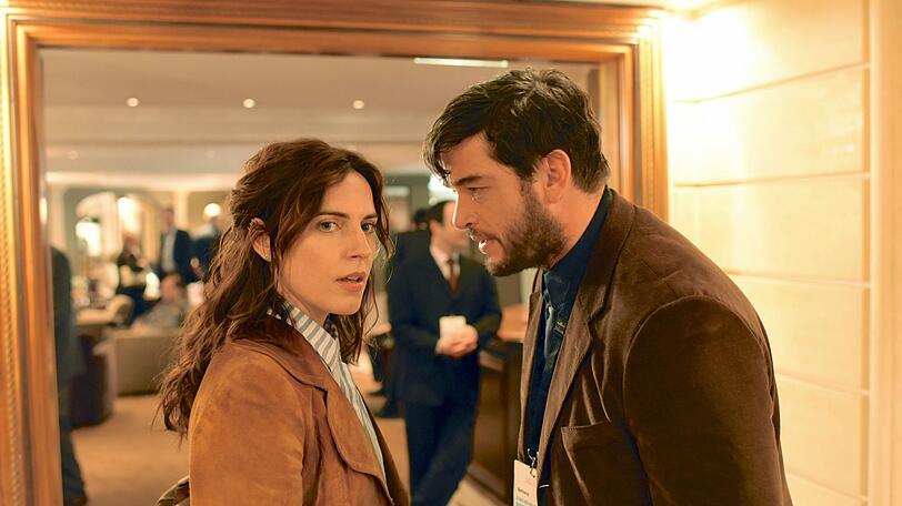 Antje Traue als Aurice Köhler und Ronald Zehrfeld als Martin Behrens.