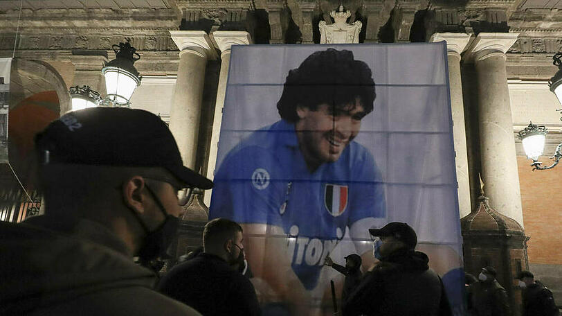 Rund um die Trauerfeierlichkeiten von Diego Maradona kam es zu Ausschreitungen.