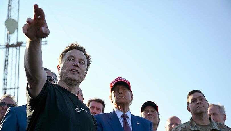 Elon Musk soll die Einschränkungen veranlasst und darüber auch mit Donald Trump gesprochen haben. (Archivbild) Elon Musk soll die Einschränkungen veranlasst und darüber auch mit Donald Trump gesprochen haben. (Archivbild)