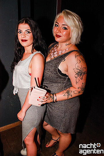 Auch im Gecko Club wurde ausgelassen ins Wochenende gefeiert. Foto: Tom Kiwi