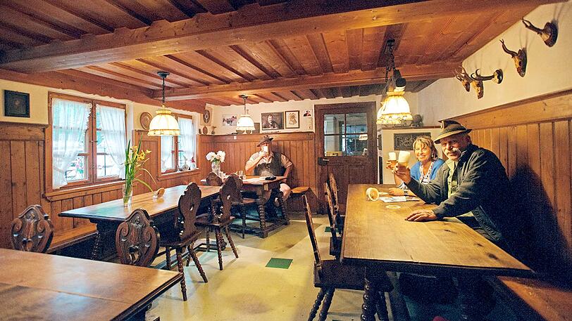 Weyarn: Schnörkellose Einrichtung, Stammgäste &ndash; das Rezept schmeckt in der Gotzinger Trommel seit mehr als 400 Jahren.