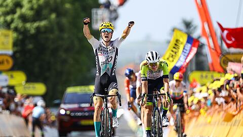 Pello Bilbao Lopez vom Team Bahrain-Victorious gewann die 10. Etappe vor Georg Zimmermann.