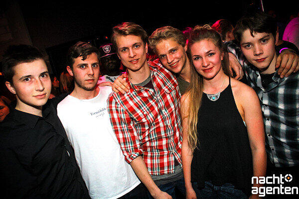 Bei der Partyreihe "Rock'n Roll, Baby!" täuscht der Name, denn im Neuraum wurde beste House- und R'n'B-Musik gespielt.