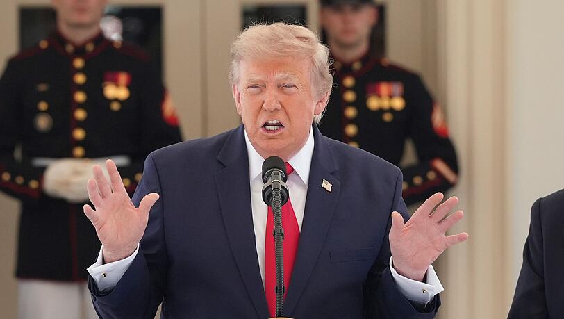 Trump will für den Schutz der Straße von Hormus Geld kassieren. Trump will für den Schutz der Straße von Hormus Geld kassieren.