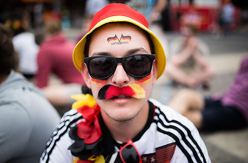 Es gibt nicht nur das hässliche Fan-Gesicht dieser Euro 2016. Sondern auch das schöne und kuriose. Sehen Sie hier die Bilder in unserer Galerie.