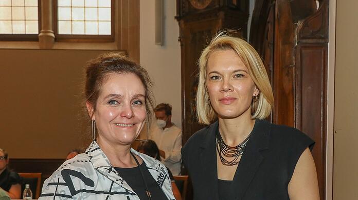 Zwei neue Frauen an der Spitze der Verwaltung: Jeanne-Marie Ehbauer (l.) ist Chefin im Baureferat, Laura Sophie Dornheim ist IT-Referentin.