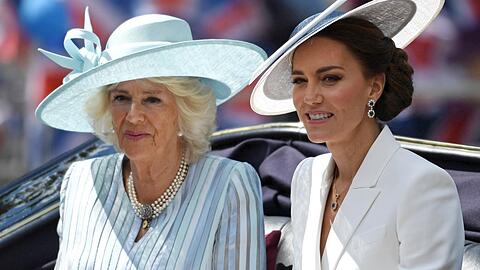 Herzogin Kate und Herzogin Camilla bei "Trooping the Colour".
