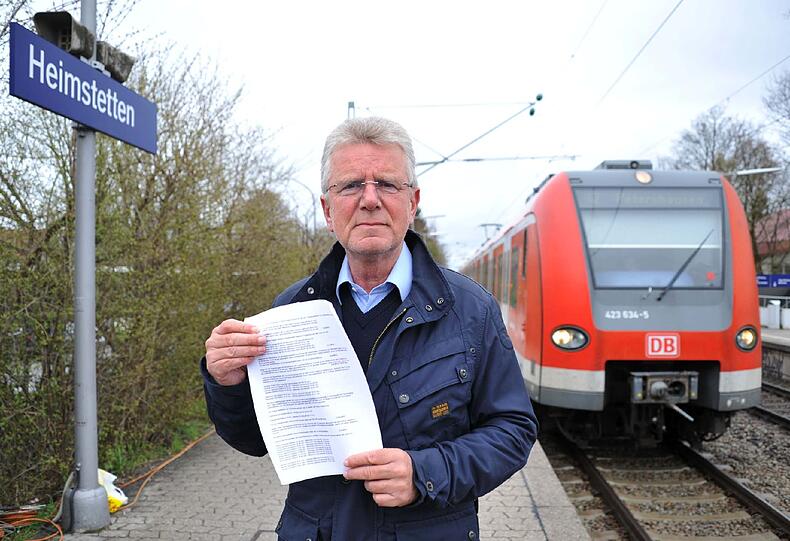 Genervt: Der Kirchheimer Helmut Schäfer mit seiner Störungsliste.