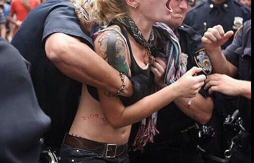 Die AZ zeigt die brutalsten Twitter-Bilder zum Hashtag #myNYPD!