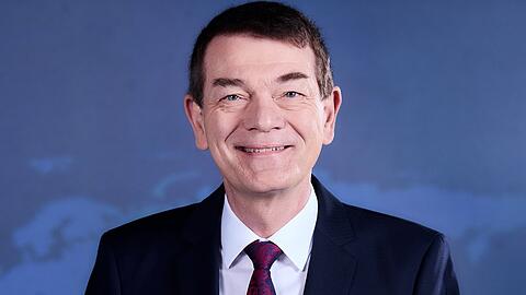 J&ouml;rg Sch&ouml;nenborn moderiert k&uuml;nftig die "Tagesthemen".