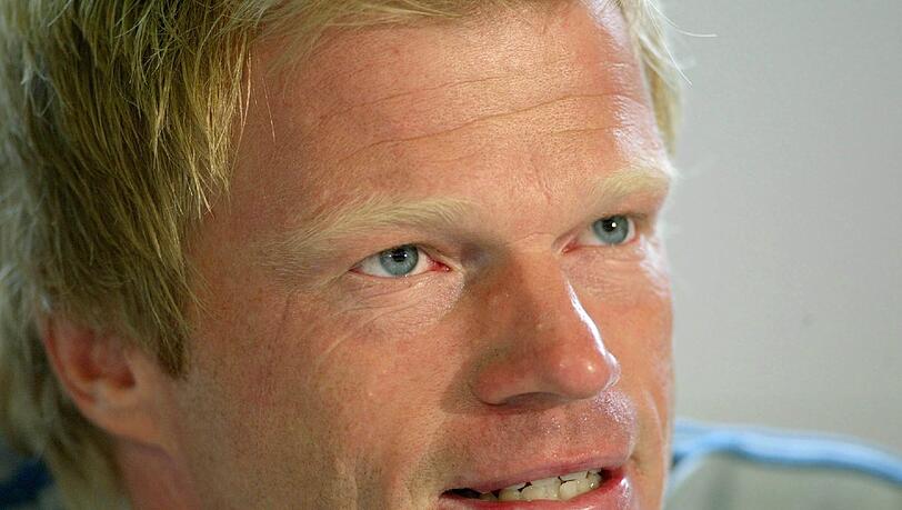 Oliver Kahn spricht über seinen ehemaligen Mitspieler Bastian Schweinsteiger.