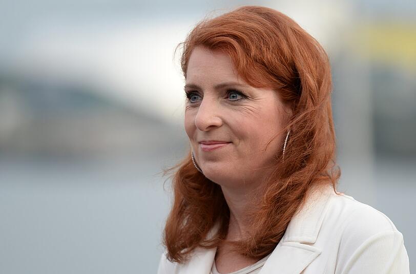 Monica Lierhaus macht ihre Krankheit für ihr Single-Dasein verantwortlich.
