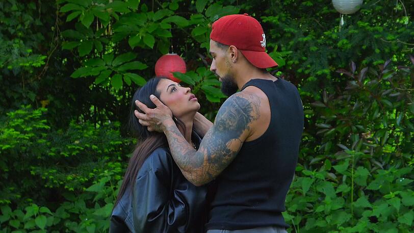 Zwischen Liebe und Hass: Hati (links) und Alex Zwischen Liebe und Hass: Hati (links) und Alex