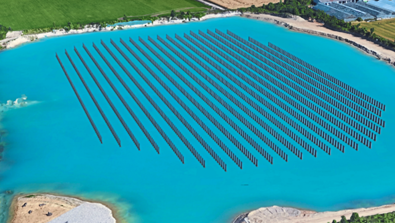 Eine Visualisierung der Photovoltaik-Anlage mit den stehenden Photovoltaik-Modulen. Foto: Sinn Power GmbH