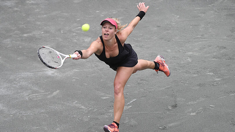 Laura Siegemund ist beim WTA-Turnier in Stuttgart ins Viertelfinale eingezogen.