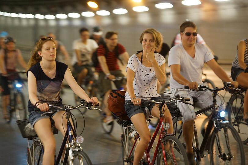 Tausende Münchner waren bei der sechsten Münchner Radlnacht dabei. Die Bilder.