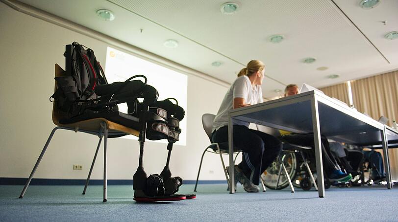 Die Schön Klinik ist die erste Einrichtung in Süddeutschland, die das Therapiegerät dauerhaft in der Behandlung einsetzt.