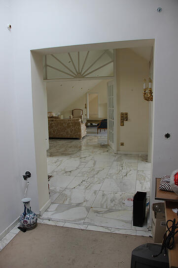Bilder aus der Wohnung, in der die Parkhausbesitzerin Charlotte Böhringer am 15. Mai 2006 brutal erschlagen wurde.