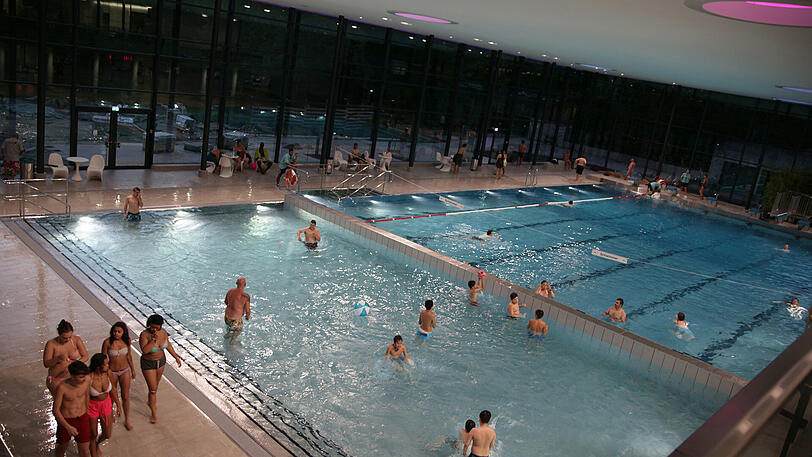 Das "neue", grundsanierte Cosimawellenbad wurde am Samstag wiedereröffnet. Die Bilder.