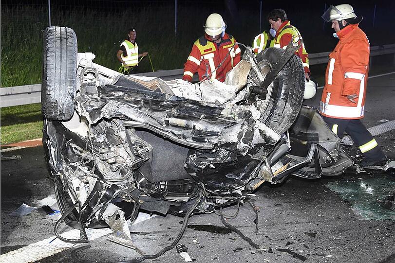 Insgesamt elf Fahrzeuge waren in den Unfall verwickelt.
