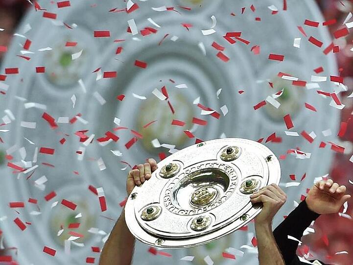 Wer holt die Meisterschale? Wieder der FC Bayern München?