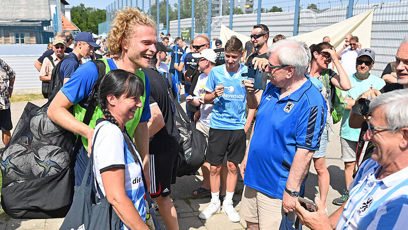 Die Fans dürfen sich u.a. auf Autogramme und Fotos mit Jesper Verlaat  freuen.