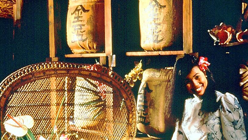 Ausspannen und von der Südsee träumen: In Themenrestaurants wie dem "Trader Vic's" - hier das im "Hotel Bayerischer Hof" in München - kommt Stimmung wie in Polynesien auf.