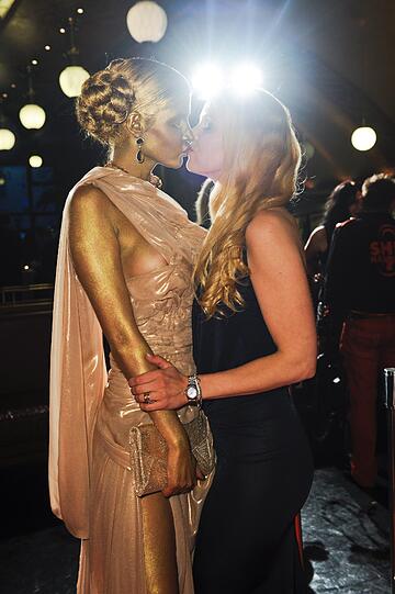 Micaela Schäfer und Yvonne Wölke