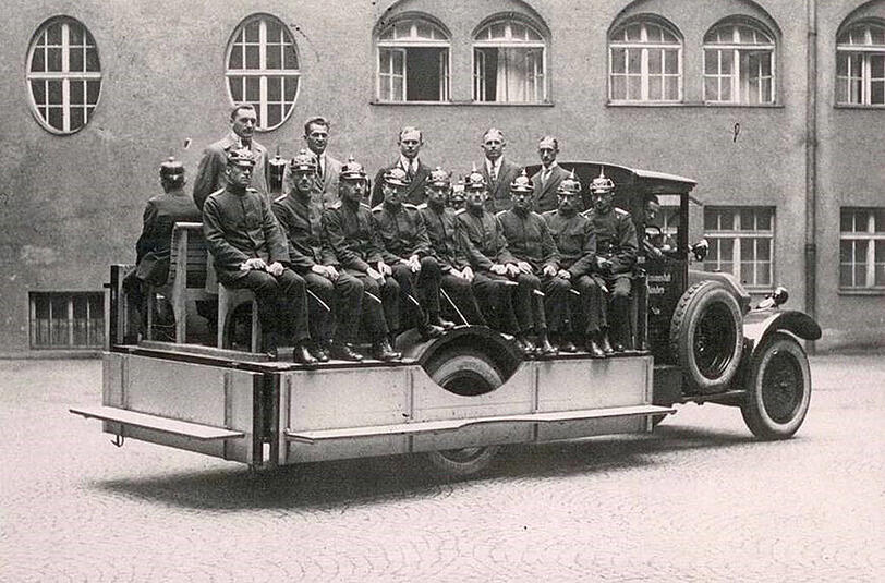 Ein Mannschaftswagen im Jahr 1920.