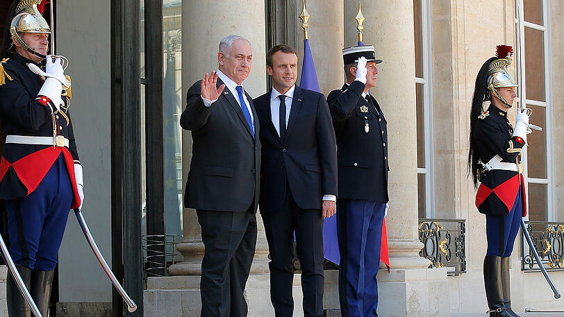 Emmanuel Macron empfing am Sonntag Israles Ministerpräsident Benjamin Netanjahu im Elysee-Palast.