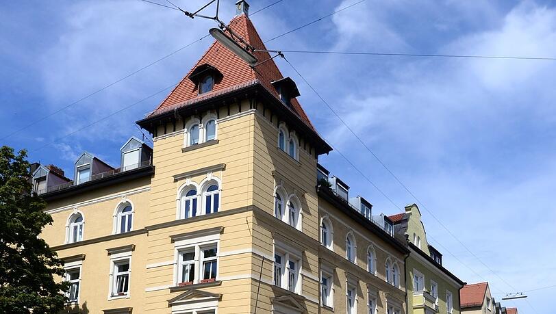 Kaiserstraße 46: Hier hat Lenin in seiner Münchner Zeit gewohnt. Kaiserstraße 46: Hier hat Lenin in seiner Münchner Zeit gewohnt.