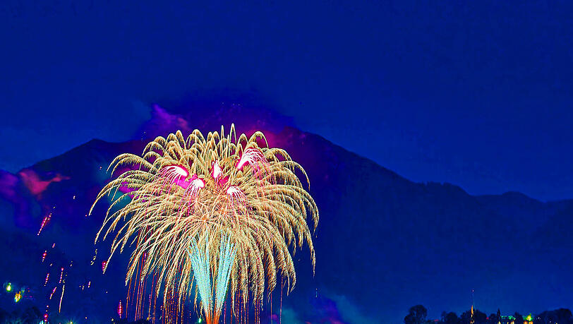 Das große Feuerwerk beim Seefest vor zwei Jahren in Rottach-Egern am südlichen Ufer. Das große Feuerwerk beim Seefest vor zwei Jahren in Rottach-Egern am südlichen Ufer.
