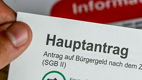 "Arbeitslosigkeit und Unterbeschäftigung nehmen zwar ab, jedoch weniger als in einem September üblich", heißt es aus der Bundesagentur für Arbeit.