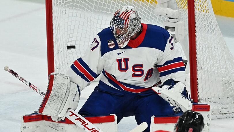 Torhüter Hellebuyck war der überragende Mann im US-Team. Torhüter Hellebuyck war der überragende Mann im US-Team.