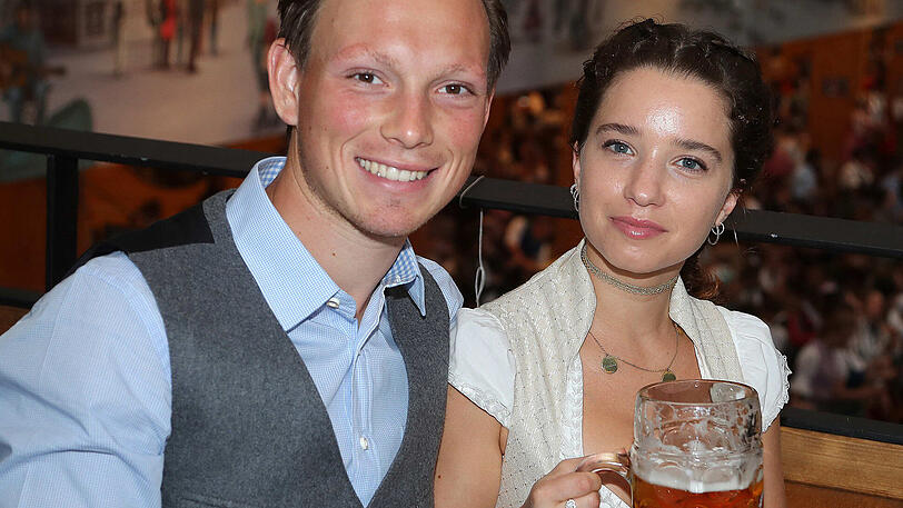 Christian Köppel mit Freundin Fiona Knigge