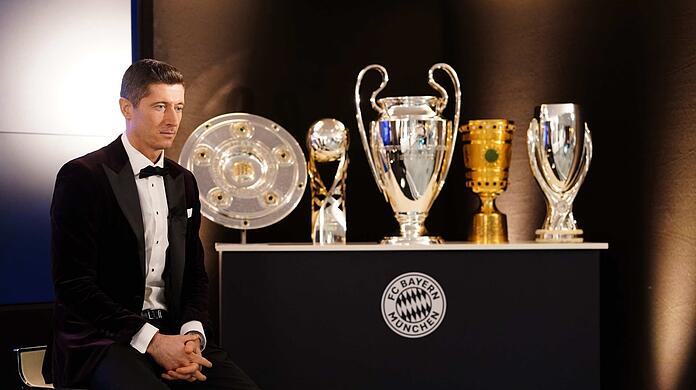 Zu seiner illustren Trophäensammlung könnte bald noch der Laureus-Preis hinzukommen: Robert Lewandowski.