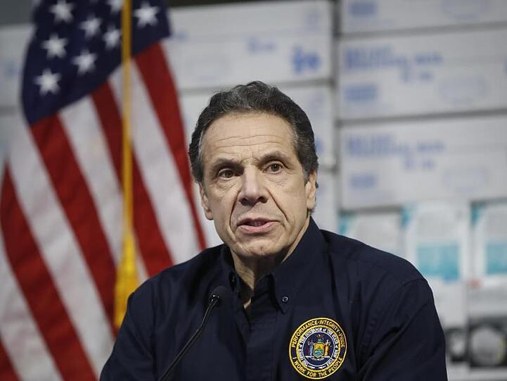 Andrew Cuomo warnte die New Yorker davor, angesichts der Hoffnung machenden Zahlen nun nachlässig zu werden und das Virus zu unterschätzen.