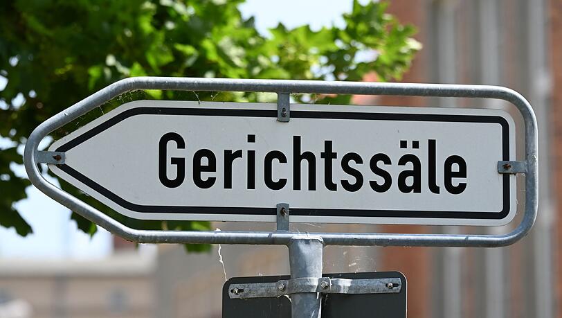 Die Hürden für offensichtlich unbegründete Klagen, die darauf abzielen, missliebige Meinungen zu unterdrücken, sollen höher werden.