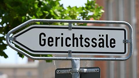 Die Hürden für offensichtlich unbegründete Klagen, die darauf abzielen, missliebige Meinungen zu unterdrücken, sollen höher werden.