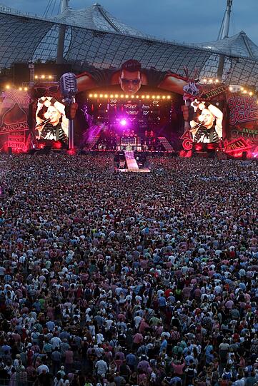 Andreas Gablier versetzt das Olympiastadion in Ekstase: Die atemberaubenden Bilder von AZ-Fotograf Sigi Müller