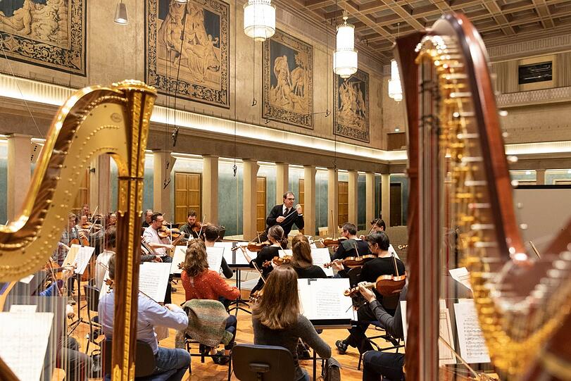 Daniele Gatti bei einer Probe mit dem Symphonieorchester des Bayerischen Rundfunks im Herkulessaal der Residenz.