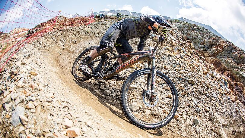Sicherer Mountainbiken und mehr Spaß haben: das geht am einfachsten durch einen Technikkurs. Sicherer Mountainbiken und mehr Spaß haben: das geht am einfachsten durch einen Technikkurs.