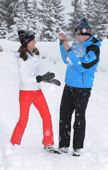 Royals im Schnee: die englische Königsfamilie weilt derzeit auf Urlaub in den französischen Alpen.