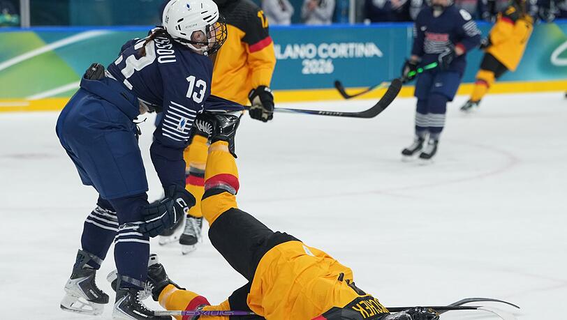 Die Eishockey-Frauen um Nicola Hadraschek-Eisenschmid hatten mehr M&uuml;he als erwartet.
